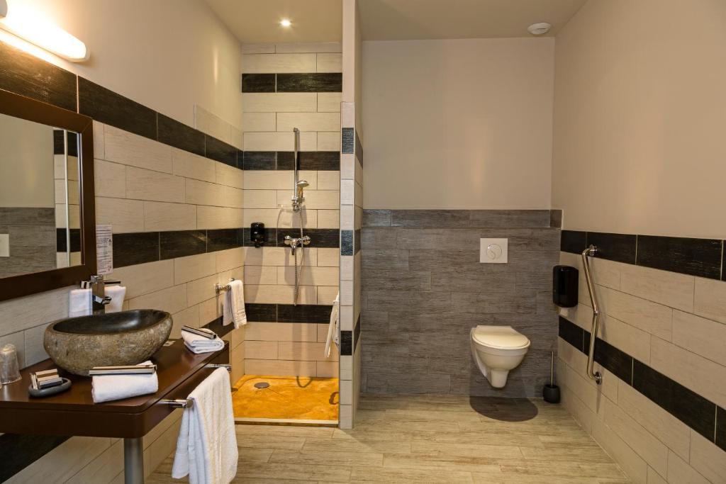 Le Ya'Tis Hotel แซงต์โรรองต์เดส์อาเบรอส์ ภายนอก รูปภาพ